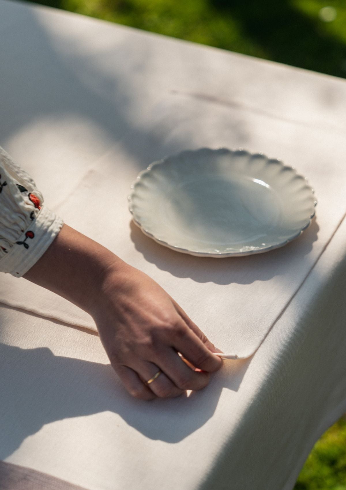 The Ivory linen placemat