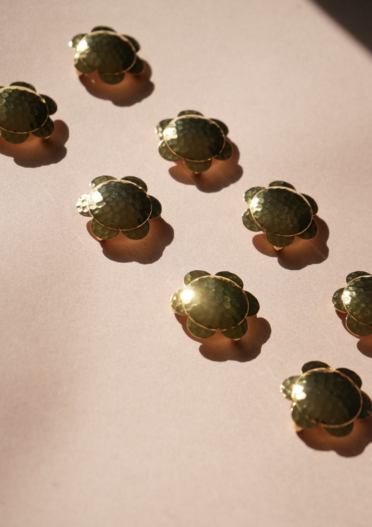 The Flower gold jewelry knife holder