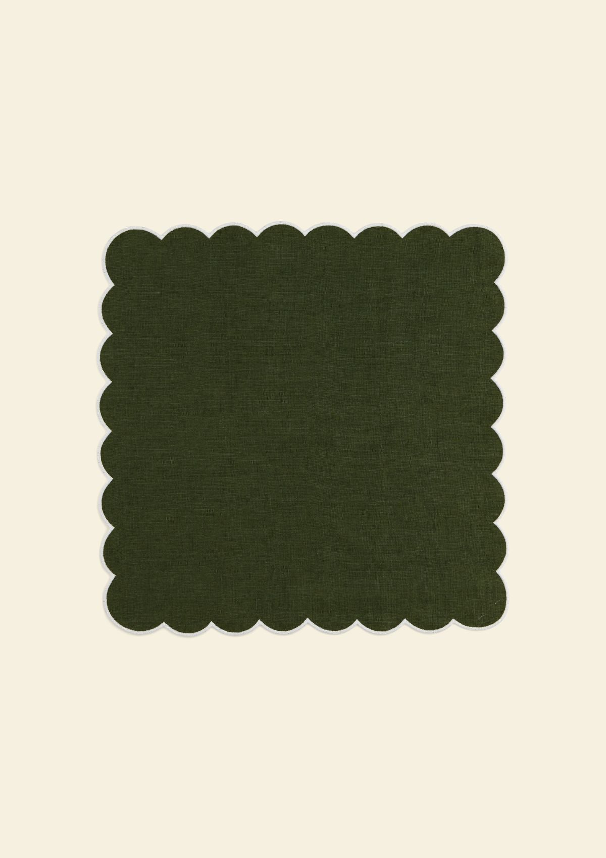 Forest green & white scalloped linen napkins (set of 2)