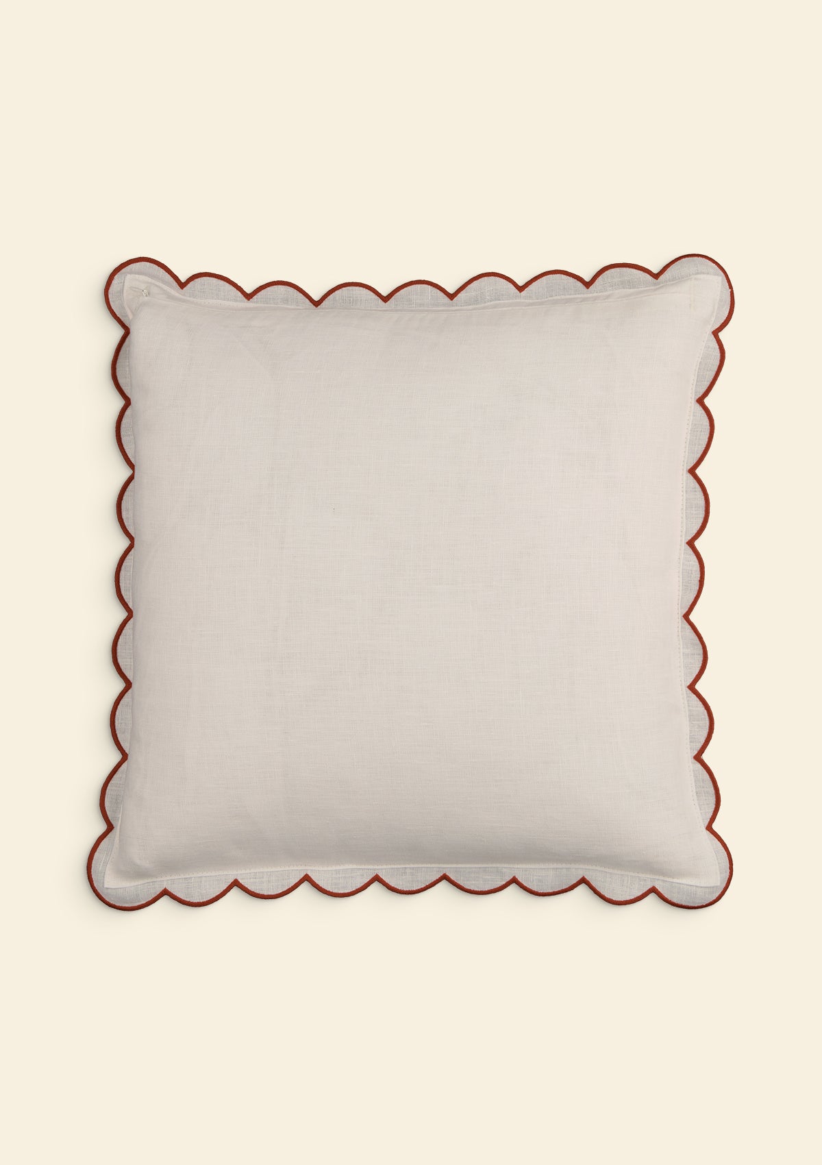 The square scalloped linen cushion White & Red ocher