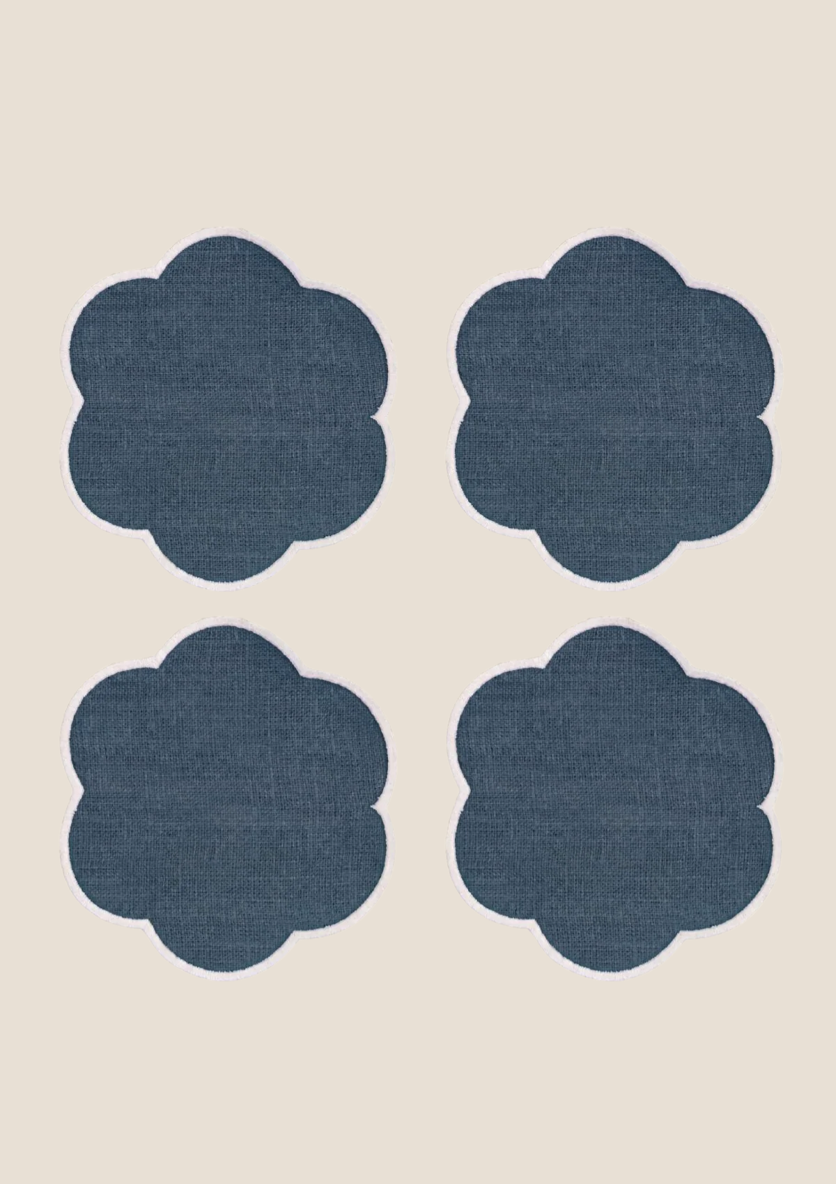 Les dessous de verre festonnés en lin Bleu paon & Blanc (lot de 4)