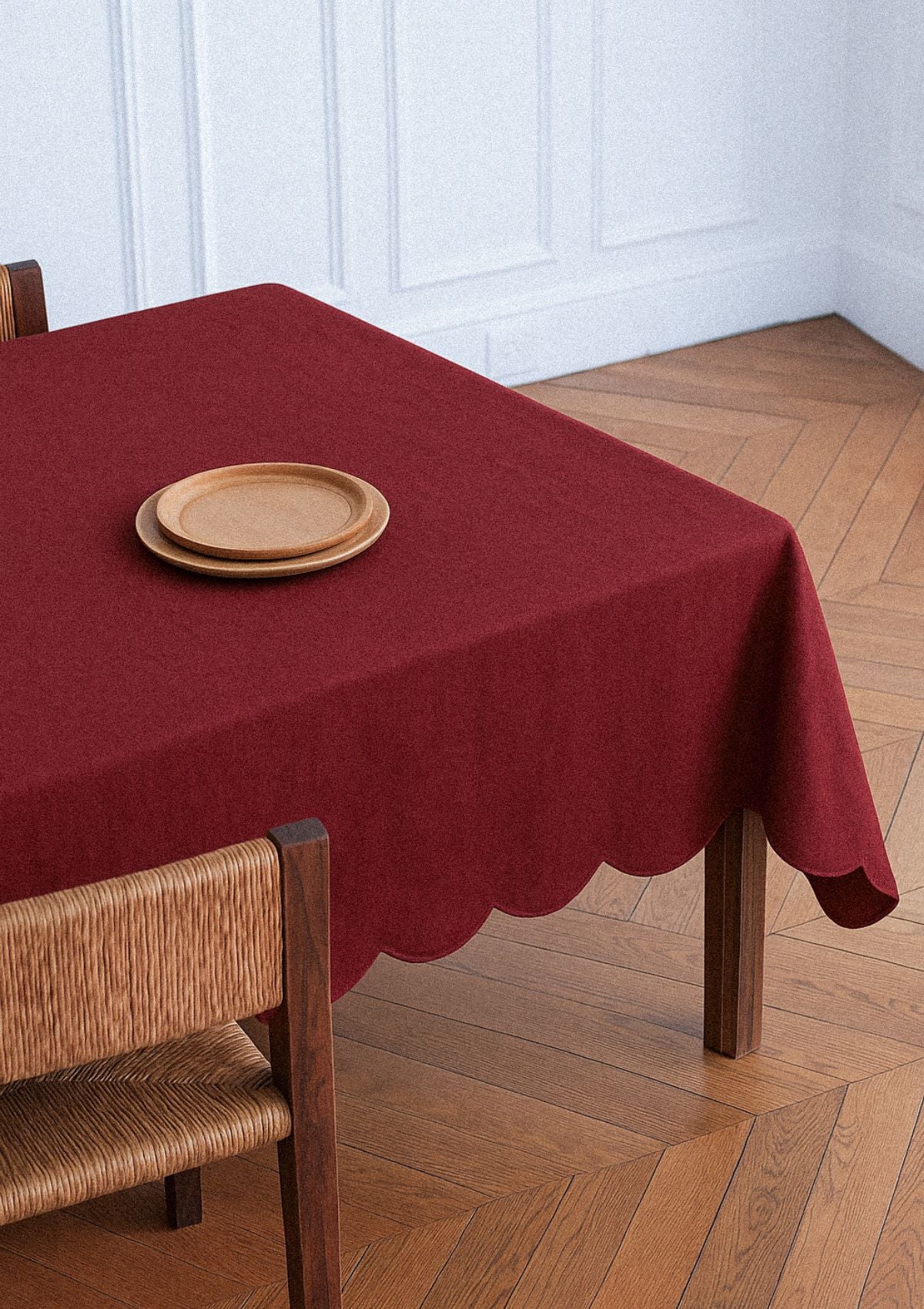 PRÉCOMMANDE | La nappe festonnée en lin Bordeaux
