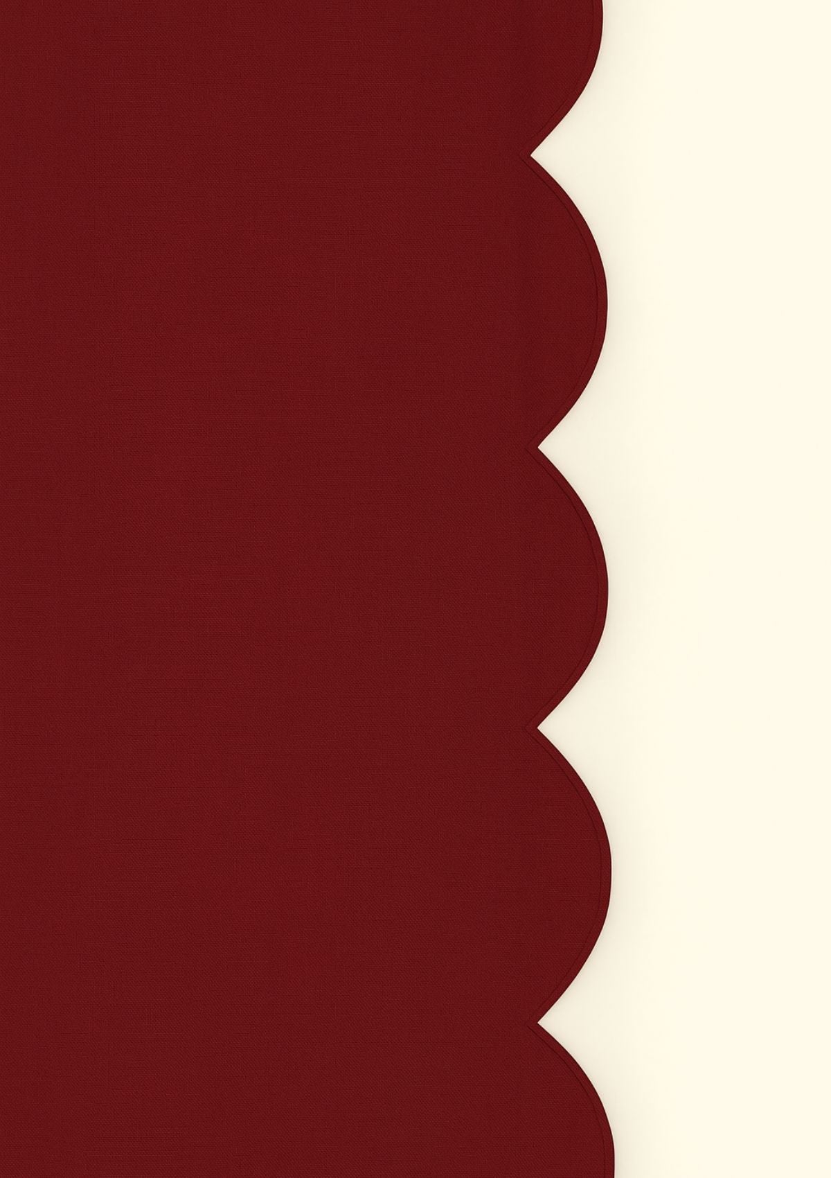 The Bordeaux scalloped linen tablecloth