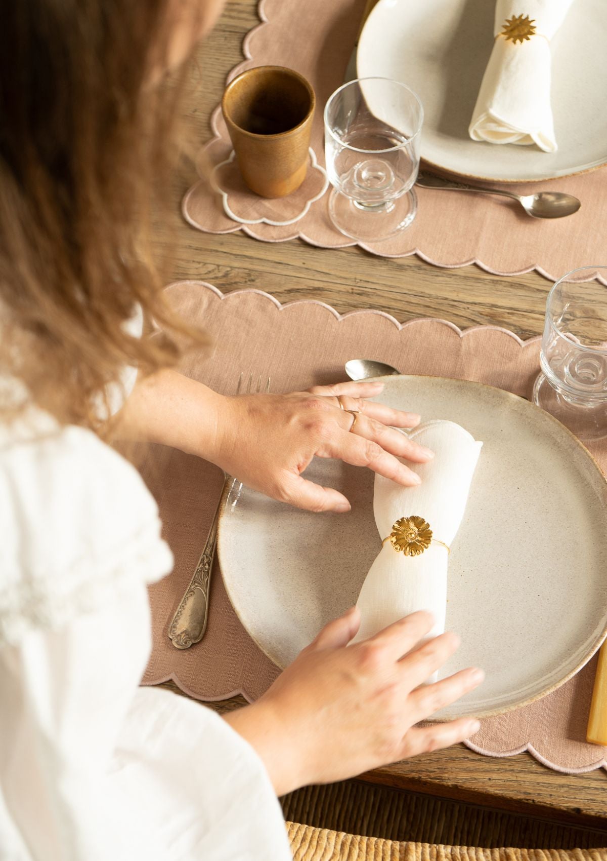 Les serviettes de table festonnées en lin Blanc (lot de 2)
