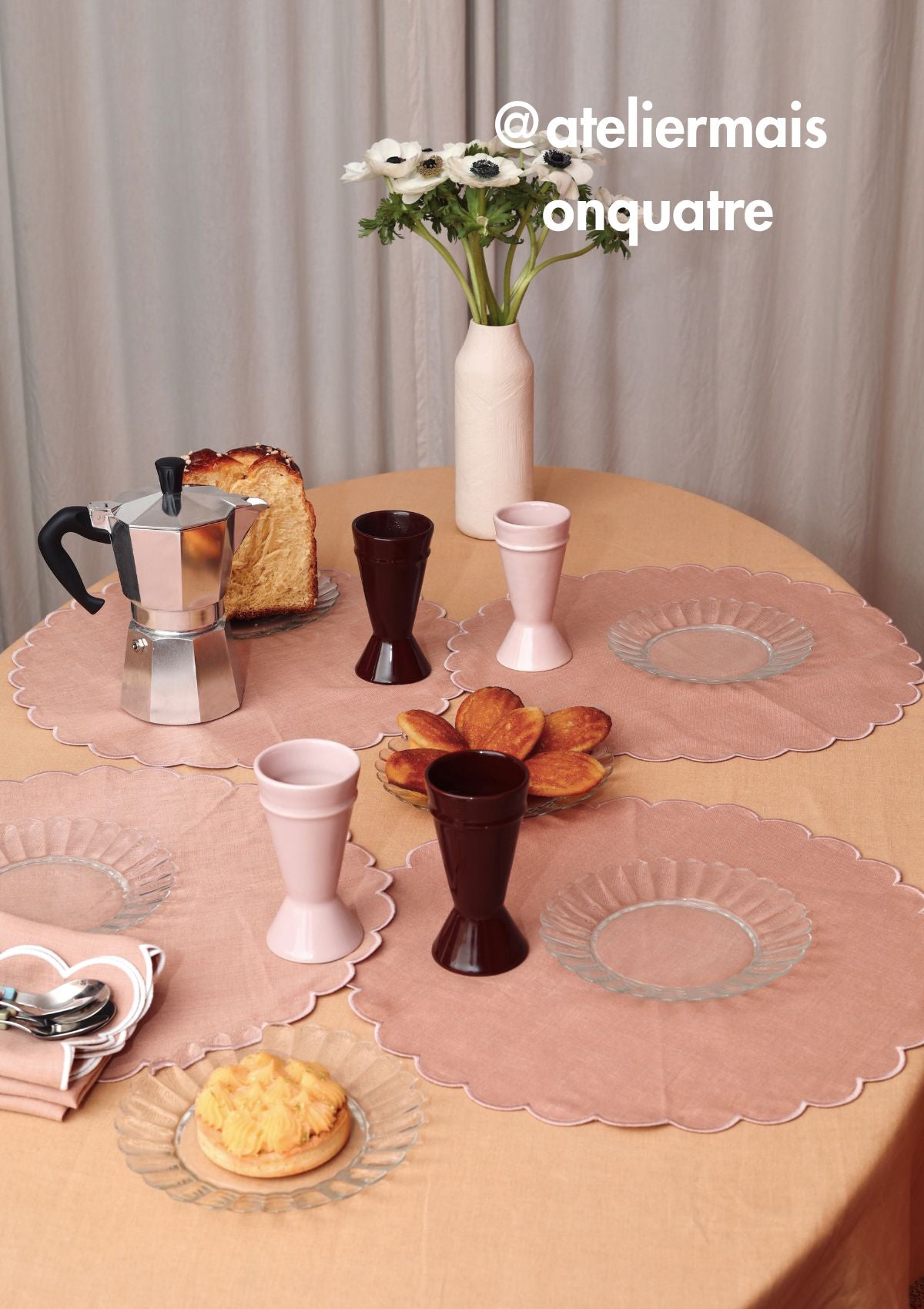 Les sets de table ronds festonnés en lin Rose poudré (lot de 2)