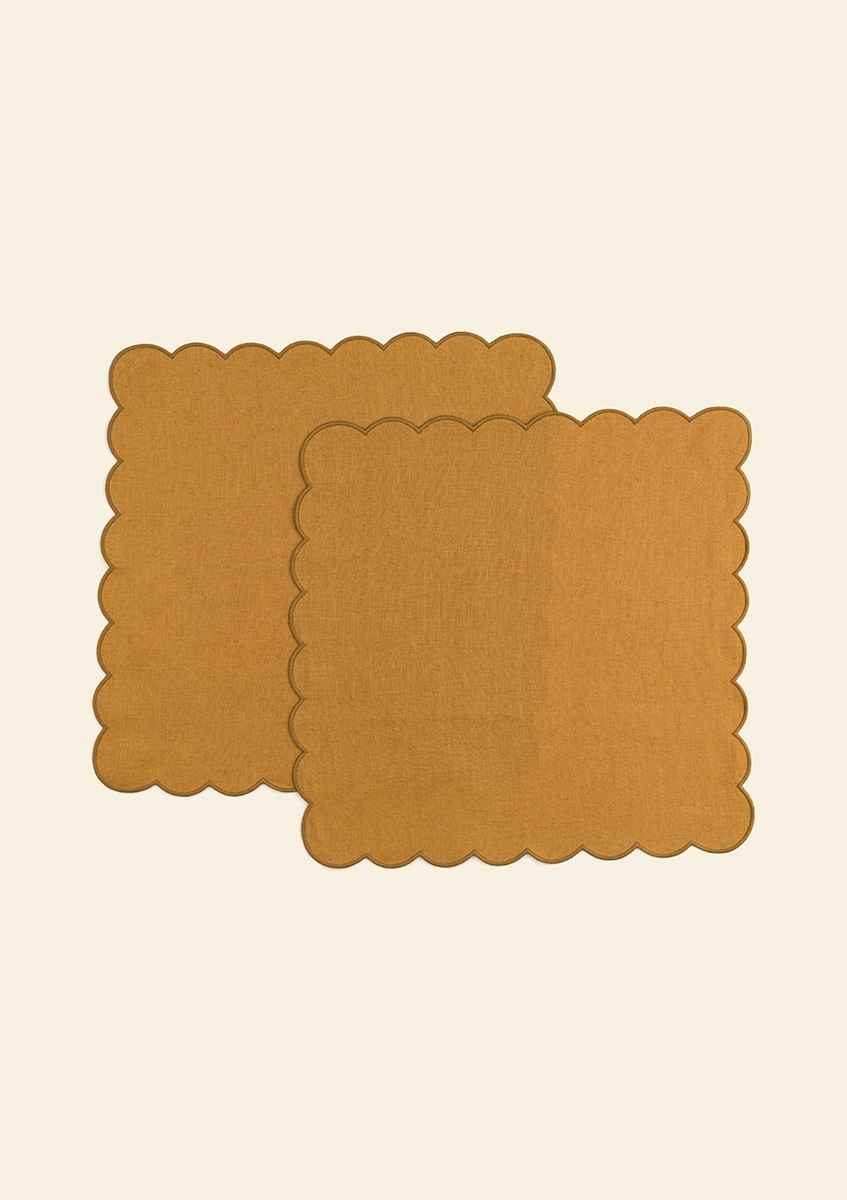 Les serviettes de table festonnées en lin Ocre jaune (lot de 2)