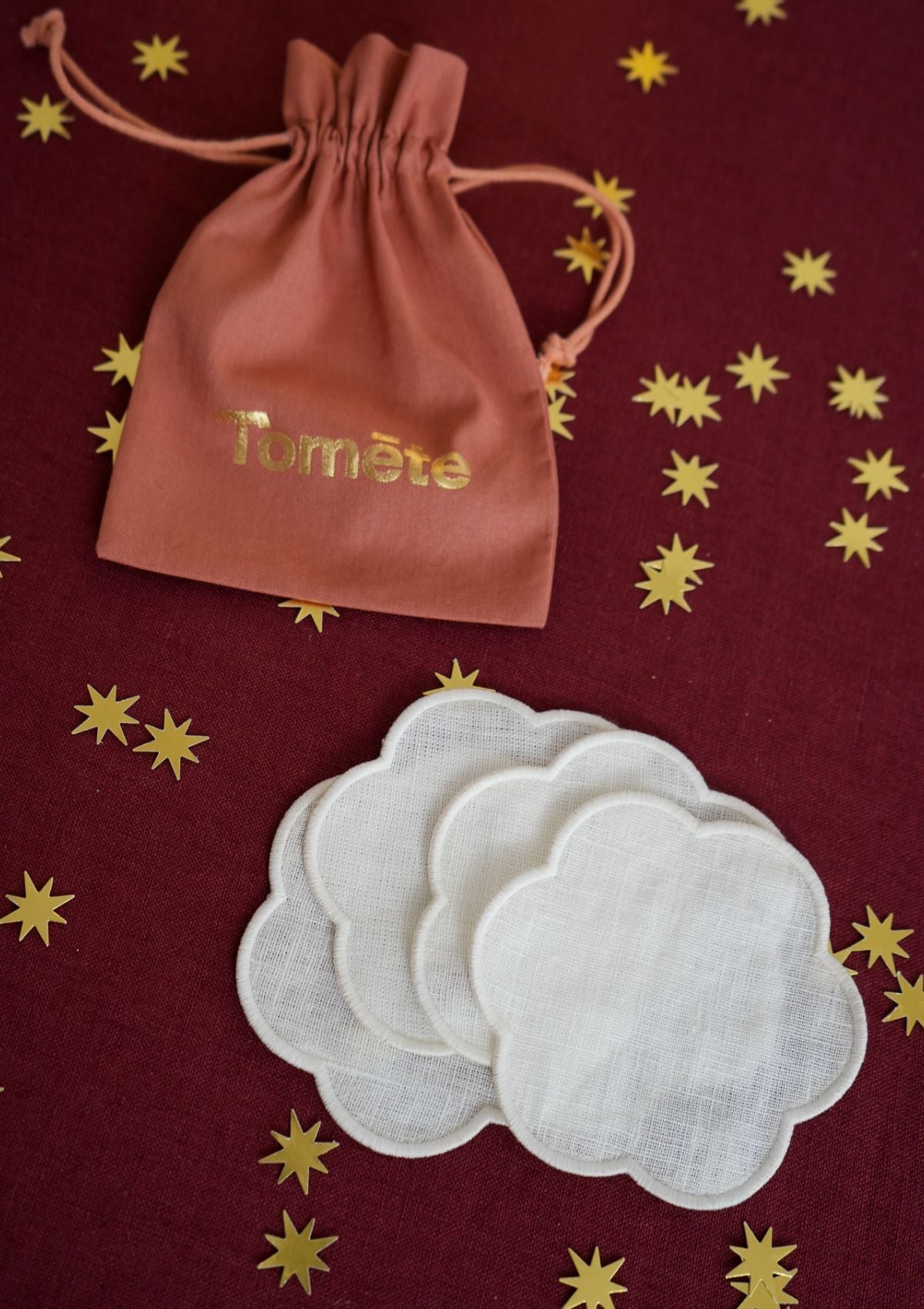 White scalloped linen coasters (set of 4)