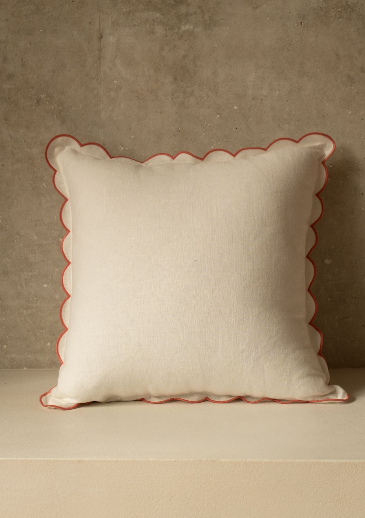 Square scalloped linen cushion White & Powder pink