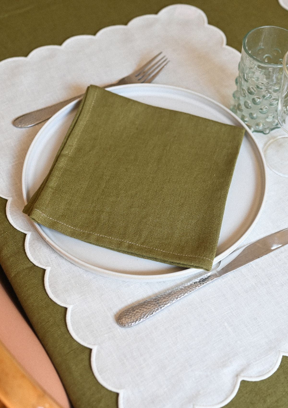La serviette de table en lin Vert Olive