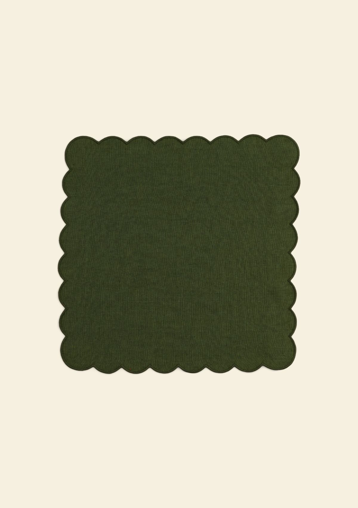 Forest green scalloped linen napkins (set of 2)