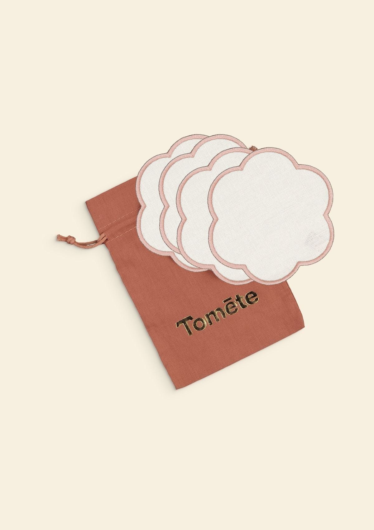 Scalloped linen coasters Powder pink &amp; White (set of 4)