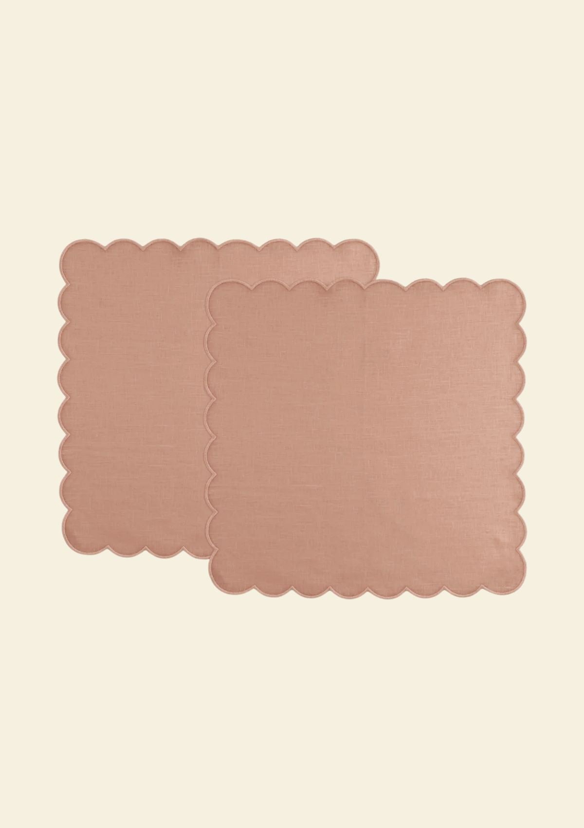 Les serviettes de table festonnées en lin Rose poudré