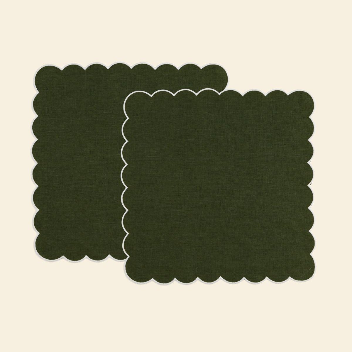 Lot 16 Serviettes + 2 Chemins De Table En Satin Polyester - Lavables, Couleur Unie - Pour Repas élégant