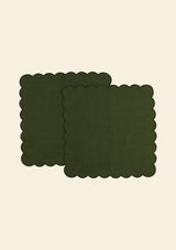 Set of 2 scalloped linen napkins Forest Green