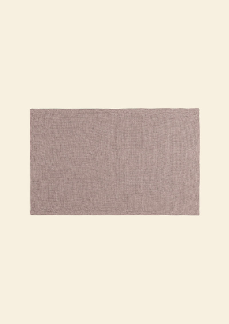 Customizable old pink thick linen placemat